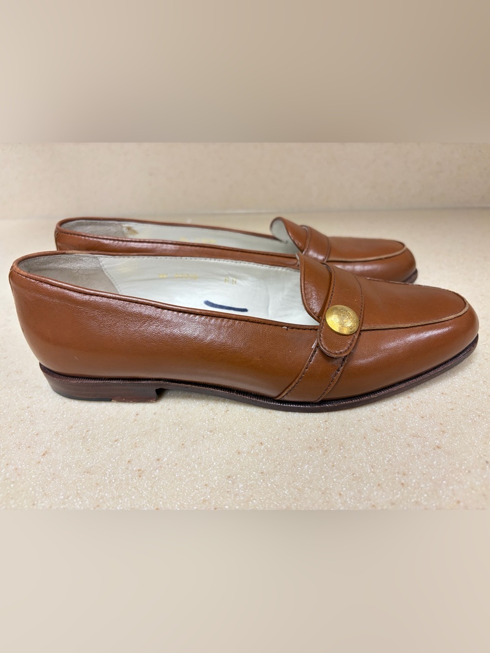 Ralph Lauren Vintage Cognac Leather Crest Button Loafers Preppy Flats Sz 6B